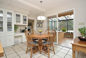 Kitchen Dining Area - Country homes for sale and luxury real estate including horse farms and property in the Caledon and King City areas near Toronto